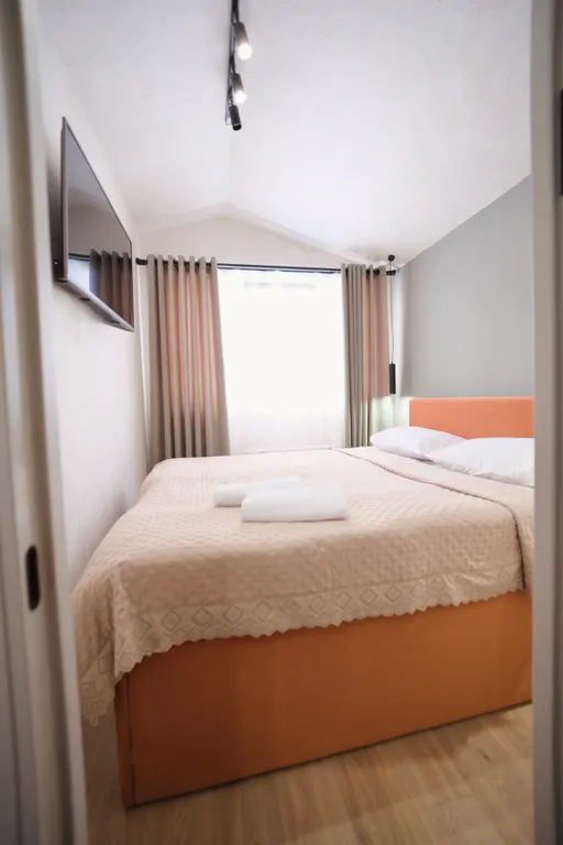 Двухэтажный дом с кухней 1