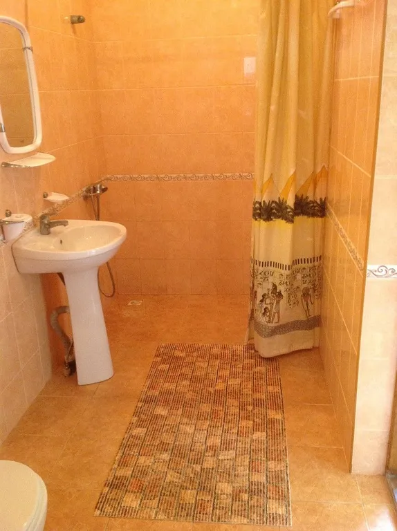 Уютный коттедж с бассейном с морской водой