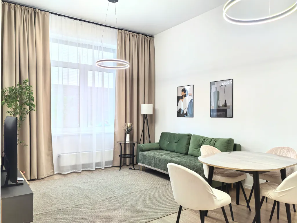 Современная трехкомнатная квартира Росатом, Цыба