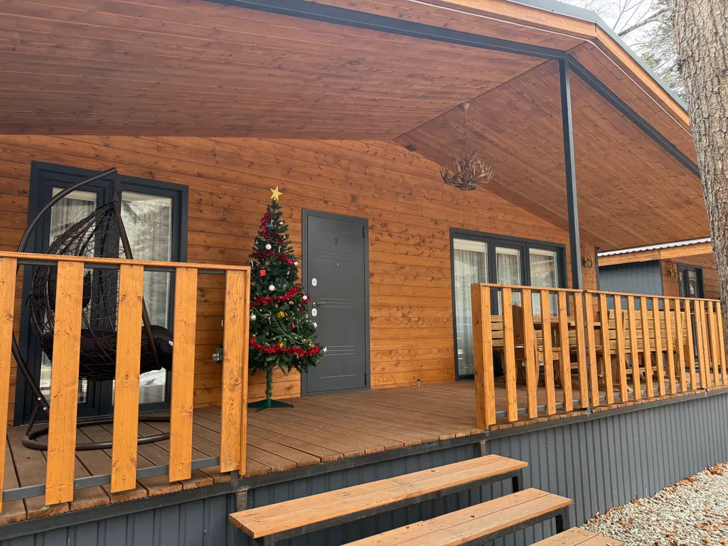 Коттедж Домик с панорамными окнами — Архыз