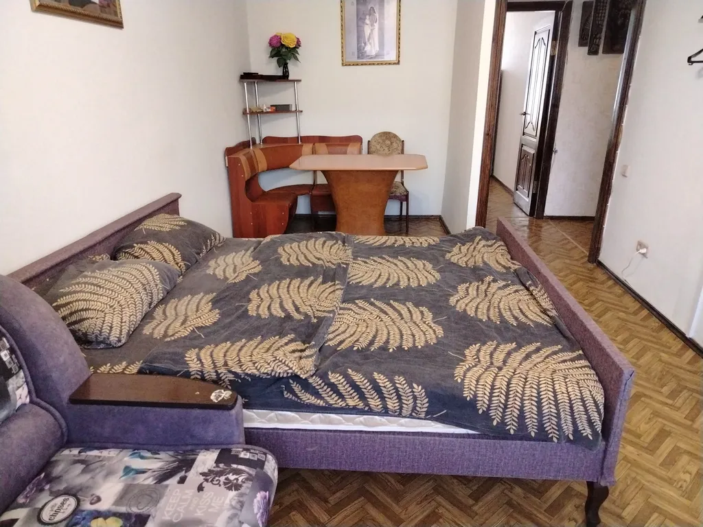 Уютная просторная двушка с видом на парк Жукова