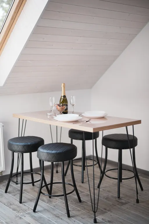 Квартира Квартира Уютная мансарда у моря — Зеленоградск