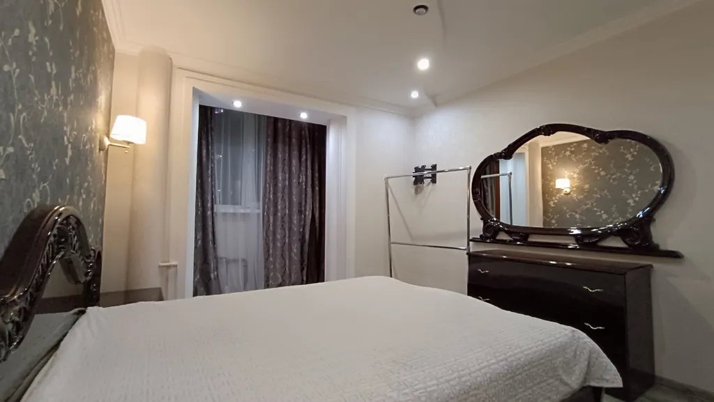 Квартира с двумя спальнями возле самого большого ТЦ города