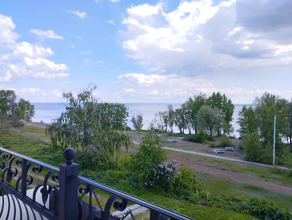 Семейный дом/дуплекс на берегу с панорамным видом на Камское море