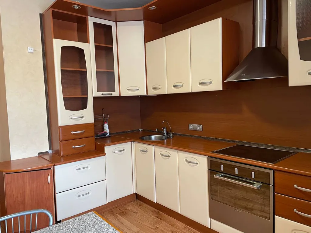 Просторная квартира с высокими потолками