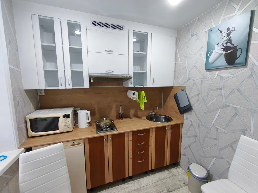 УЮТНАЯ, ЧИСТАЯ КВАРТИРА