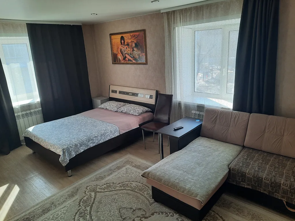 Уютная квартира рядом с КГУ, рынком