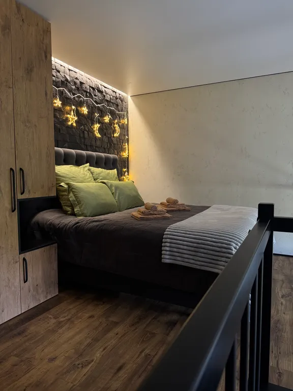 Квартира Двухуровневые апартаменты + пол-гамак — аренда посуточно в Светлогорск