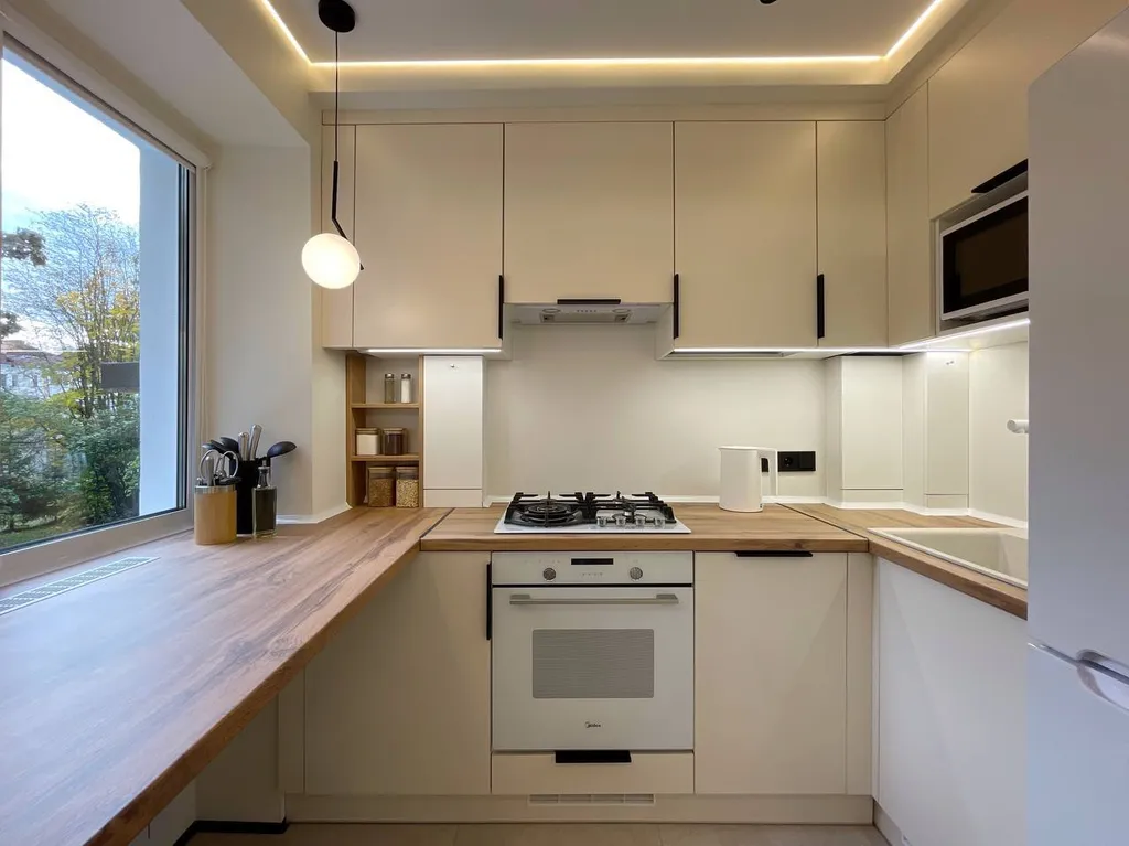 Трёхкомнатная квартира у Кремля в самом центре Великого Новгорода