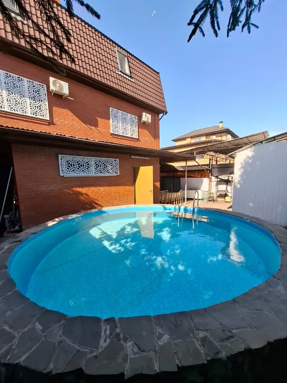 Коттедж под мероприятия с бассейном и баней — аренда посуточно в Краснодар