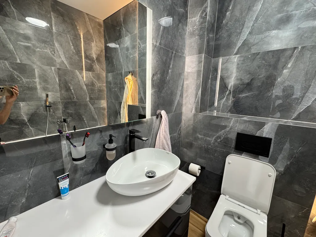 Комната у моря через сосновый бор