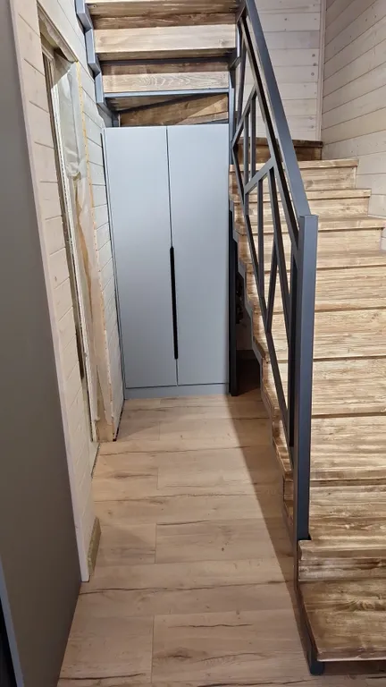 Двухэтажный домик с красивым видом на горы