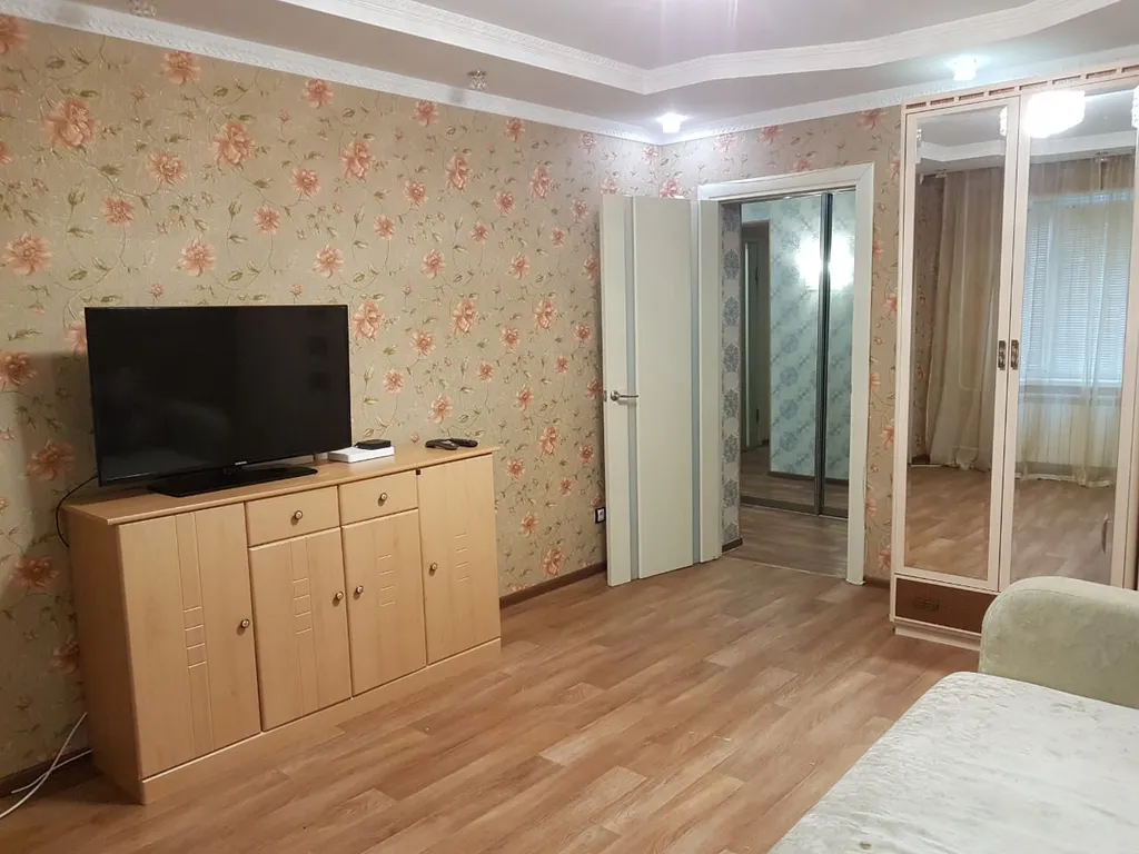 2-комнатная просторная и очень светлая квартира