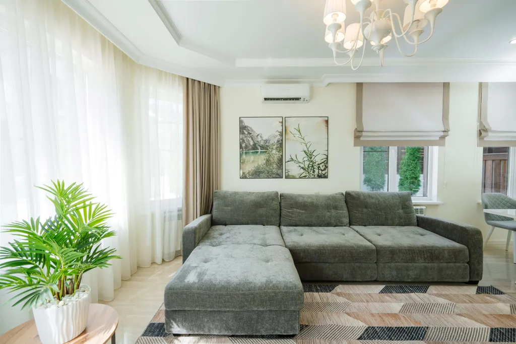 Вилла с бассейном и панорамной баней