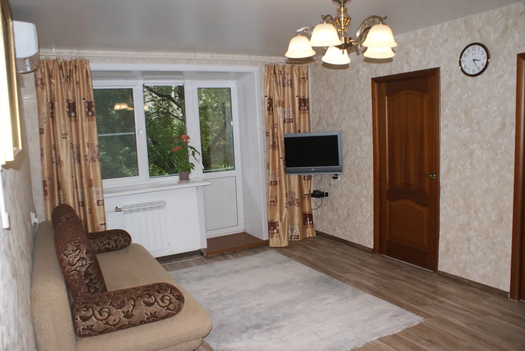 Квартира Солнечная 3-х комнатная квартира для путешественников, рядом вокзал — Иркутск