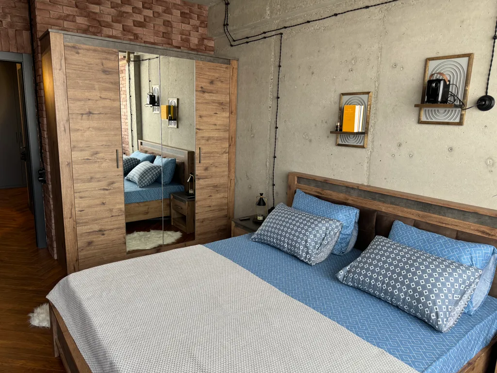 Шикарная квартира в лофт стиле, недалеко от моря со всеми удобствами