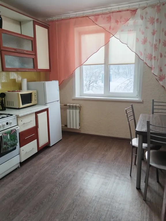 Благоустроенная квартира в тихом районе.