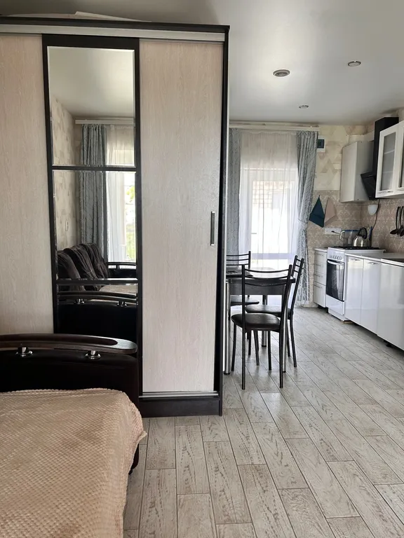 Коттедж Таунхаус под ключ с отдельным входом и видом на море со двора — Геленджик