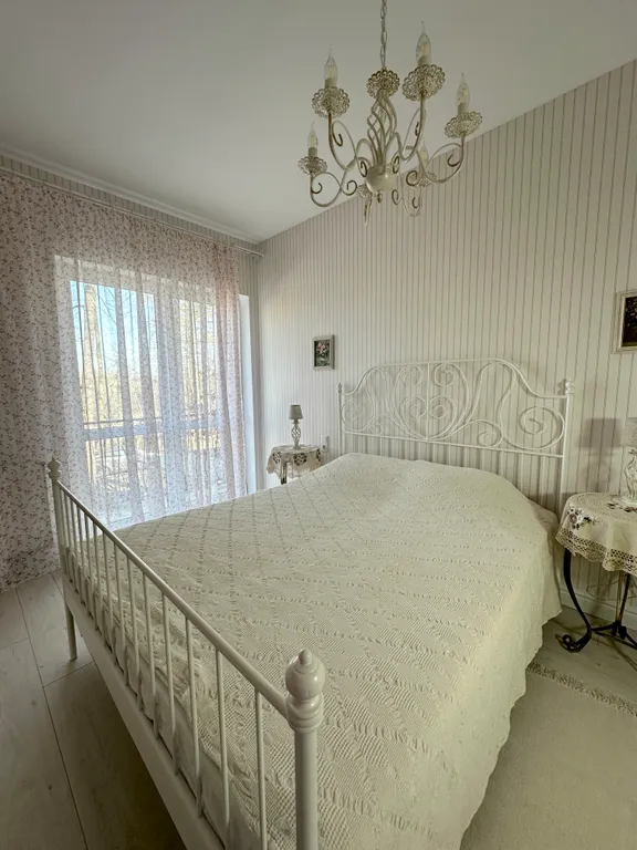 Уютный таунхаус с видом на лес