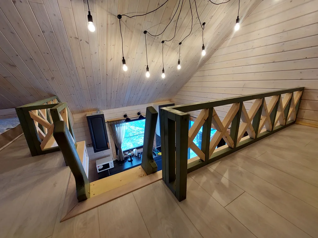 Уютный дом с прекрасным видом на лес и озеро