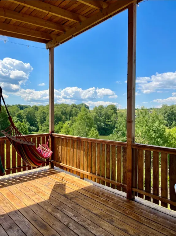 Коттедж Уютный гостевой дом с террасой на берегу озера — Кашира