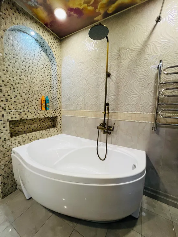 Элитная квартира с видом на море и город