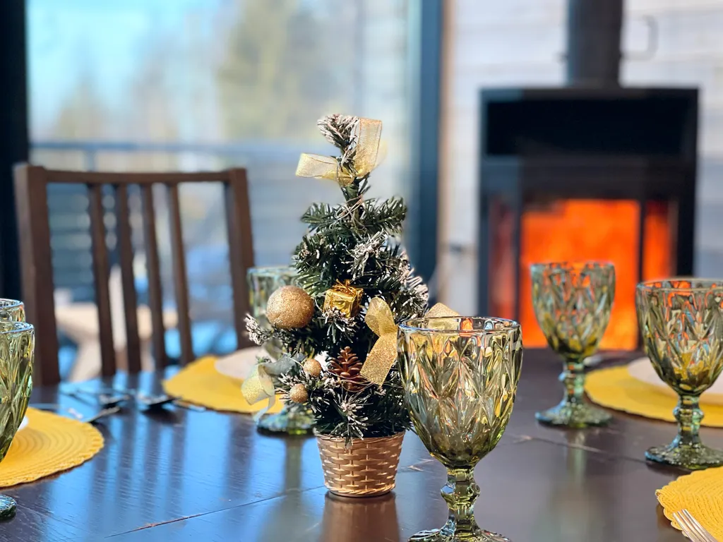 Большой загородный дом