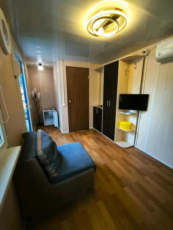 Летний домик в центре города