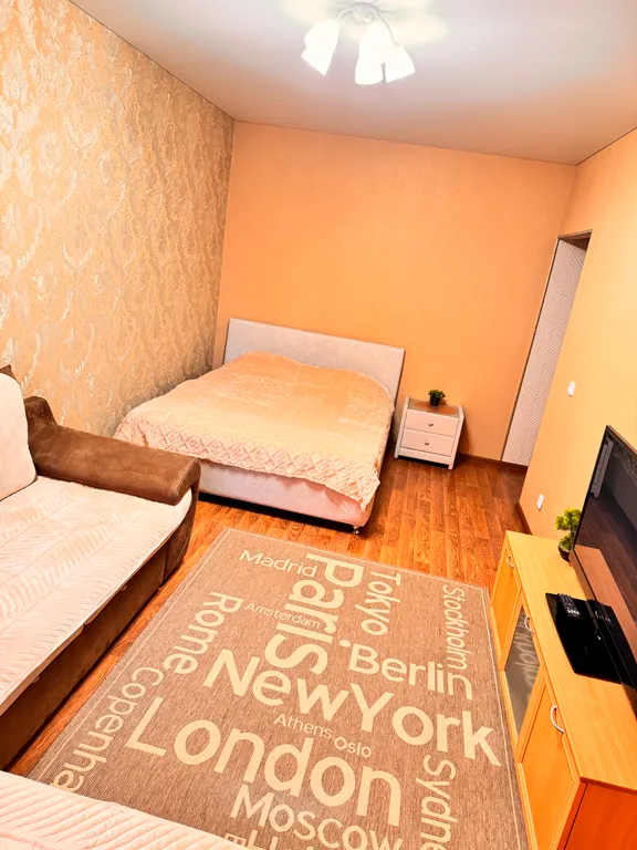 Омск Кировский у ТЦ Мега