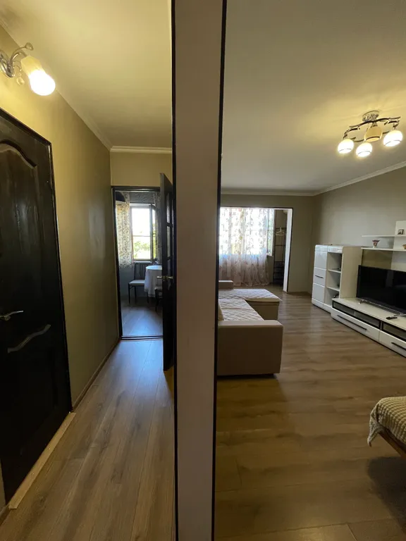 Квартира Уютная однокомнатная квартира в центре города, с видом на море — Гагра