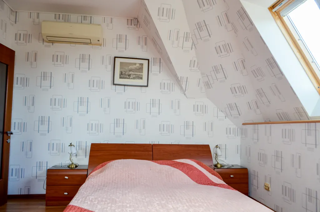 Апартаменты с балконом №12