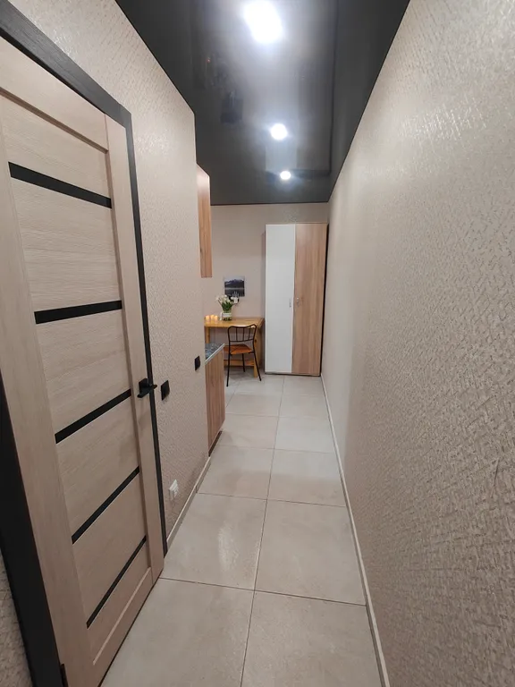 Квартира Уютная студия напротив университета и парка в центре Нефтяников — Омск