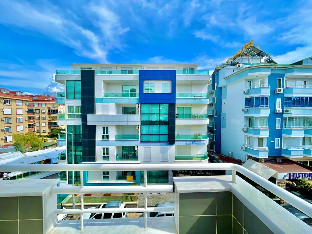 Роскошная квартира 2+1 на берегу средиземного  моря