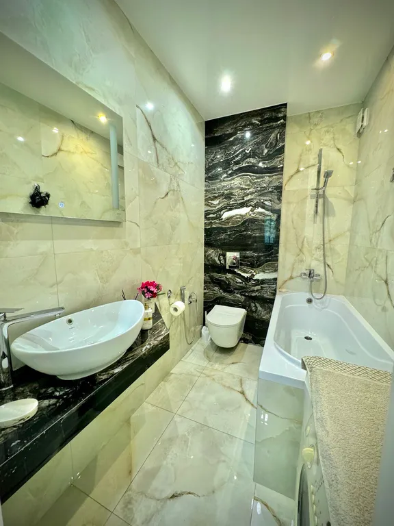 Полифункциональная, двухкомнатная квартира в самом центре