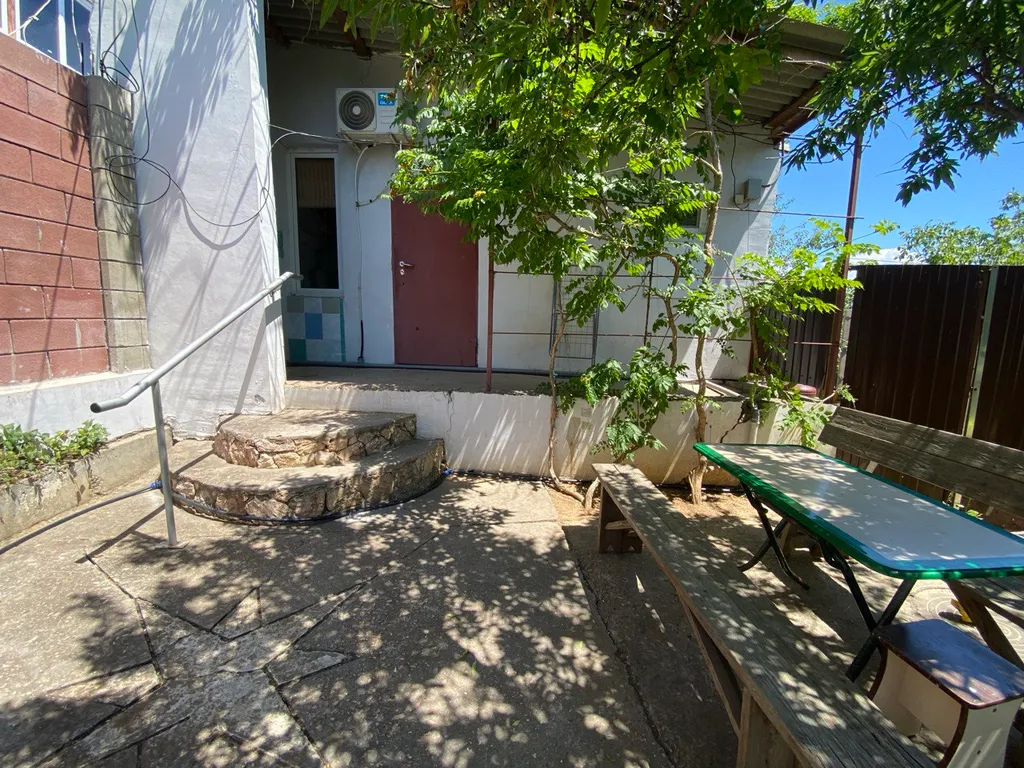 Дом с бассейном и новой баней рядом с лучшим песчаным пляжем в Орловке