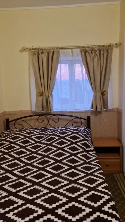 Домик с двориком с видом на море