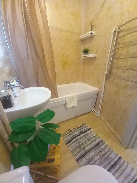 Чистая уютная квартира с новым ремонтом в самом центре города