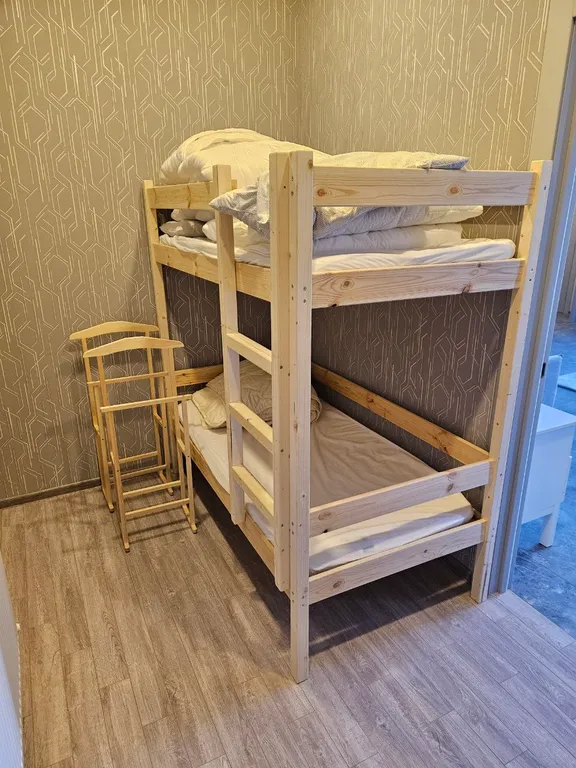 Дом, баня, чан, отапливаемая беседка