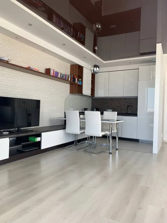 Апартамент с качественным ремонтом и видом на море