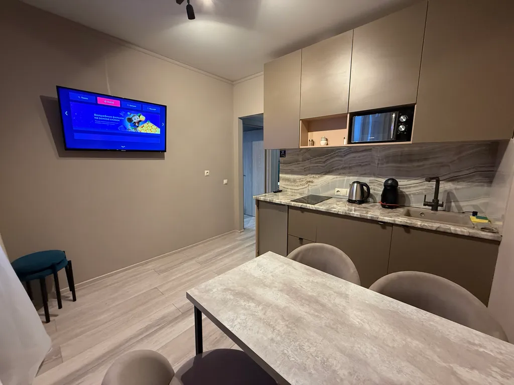 Двушка с евроремонтом и атмосферой загорода