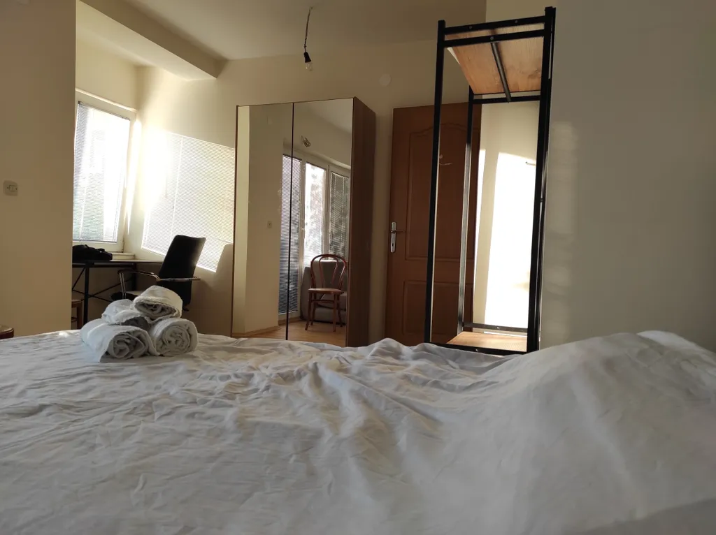 Уютная комната Master Bedroom