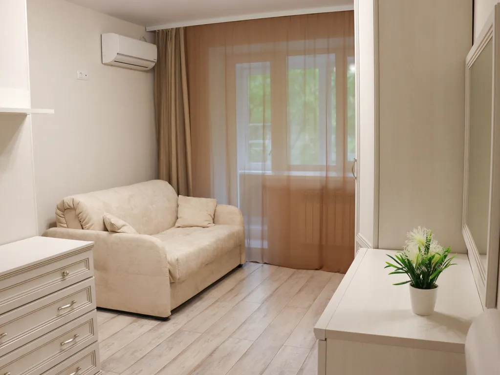 Квартира с отличным ремонтом и кондиционером — аренда посуточно в Владивосток