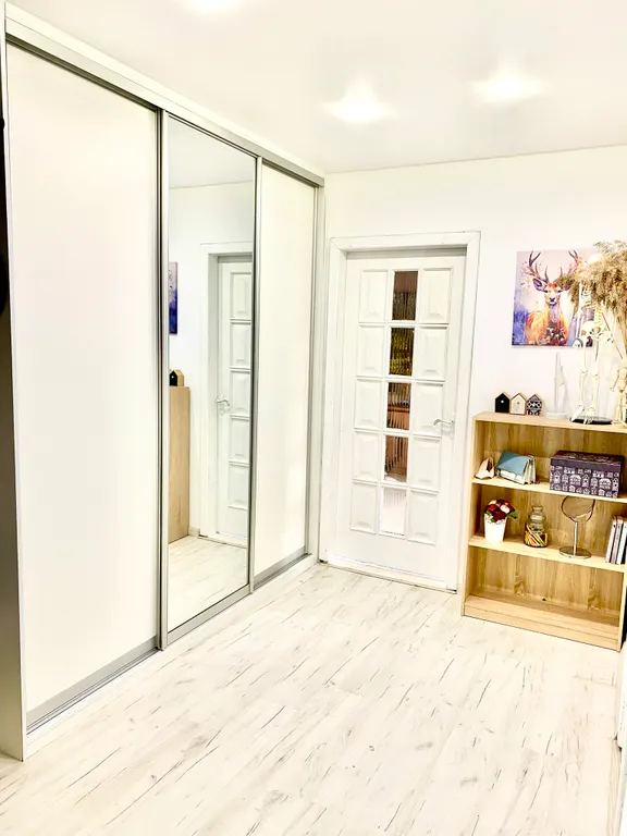 Светлая уютная квартира возле метро