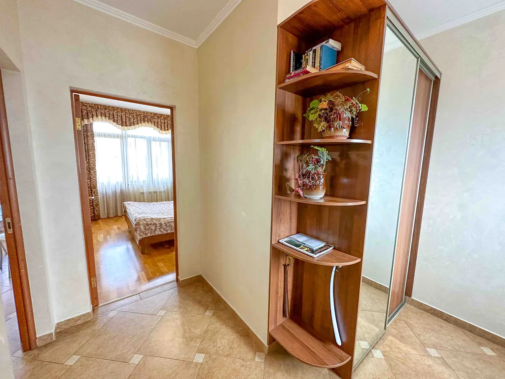 Квартира 3-комнатная Квартира — Адлер