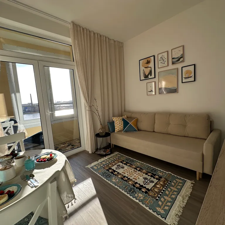 Квартира Квартира с панорамным видом на Неву — Санкт-Петербург