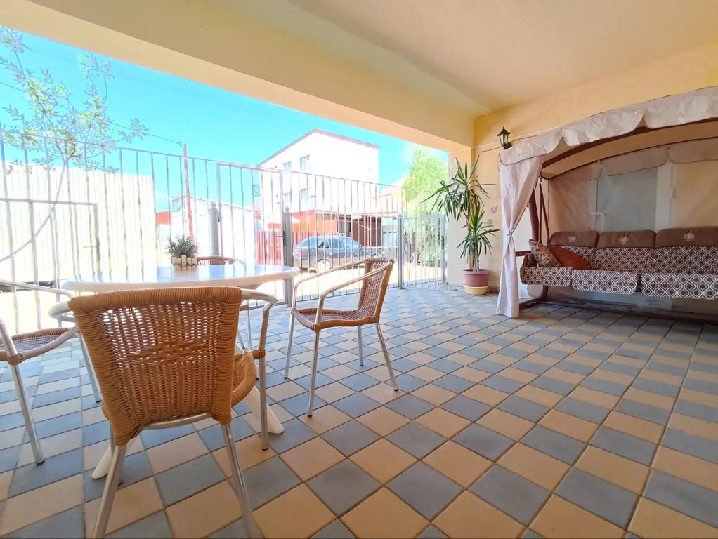 Семейный номер на троих