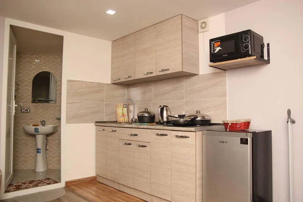 Уютная комната со всеми удобствами на одного человека, старый город