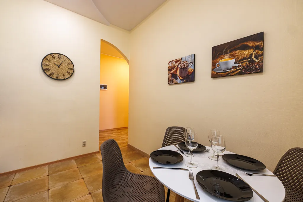 Уникальная квартира с отдельным входом в центре