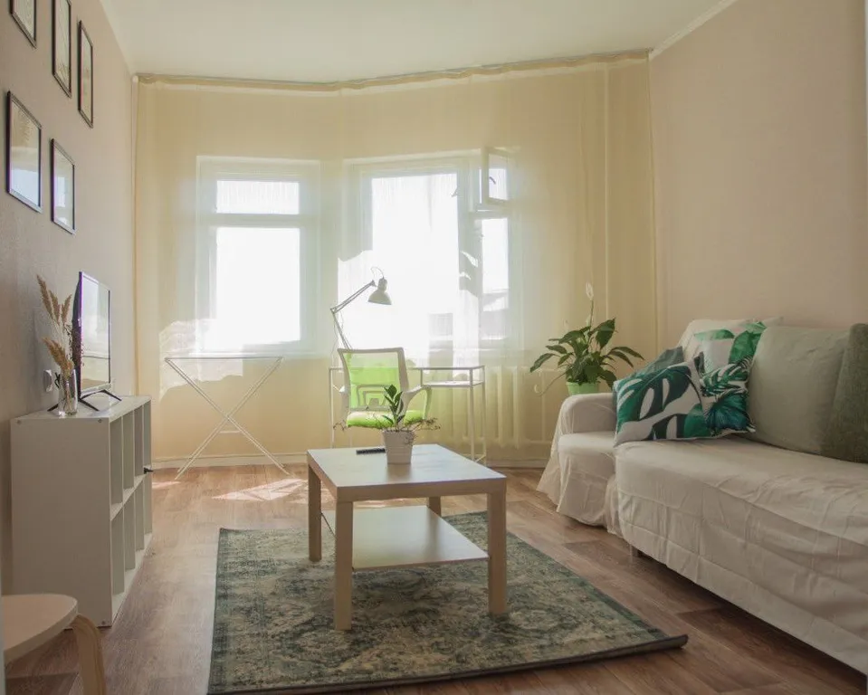 Оснащенная для отдыха и работы квартира около берега Байкала