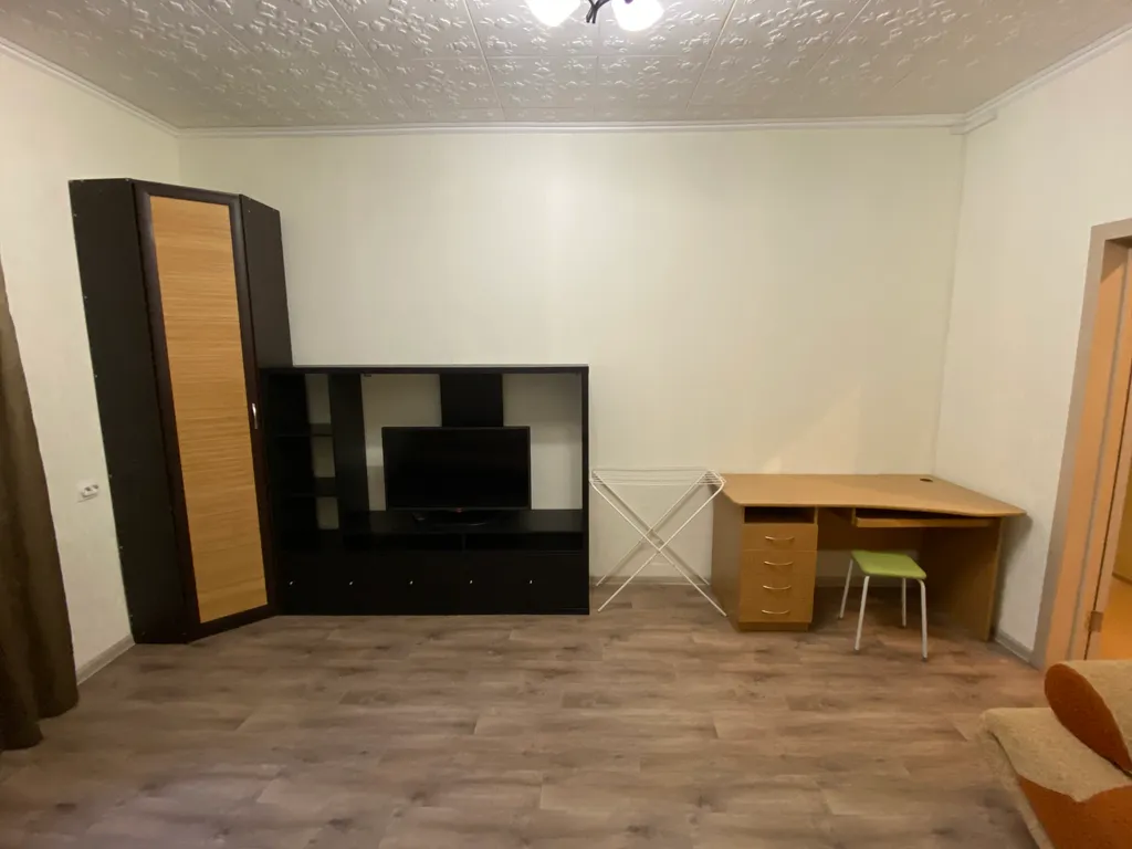 4-комнатная Квартира